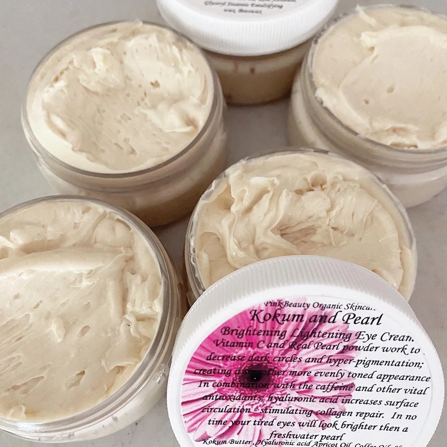 Brightening Eye Cream with real pearl