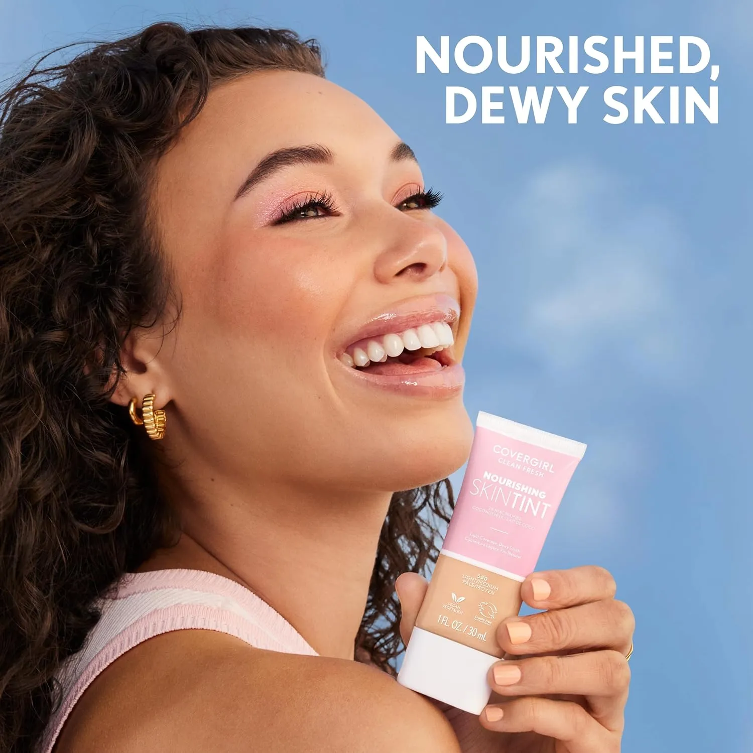 COVERGIRL Clean Fresh Nourishing Skin Tint, 550 Light/Medium, Liquid Foundation, Dewy Finish, Infused with Coconut & Aloe, Vegan Formula