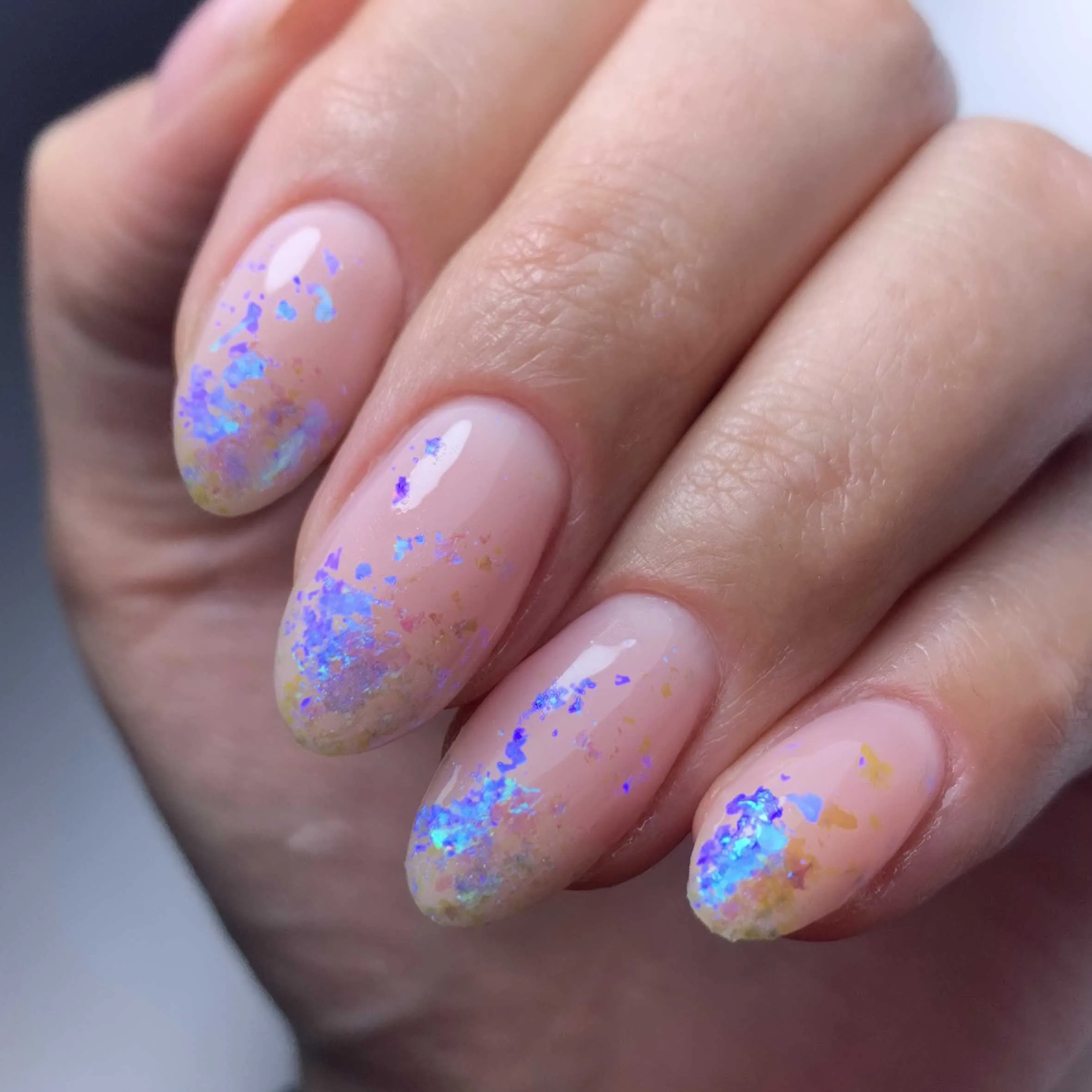 Essence Glitter - Soft Flakes Collection