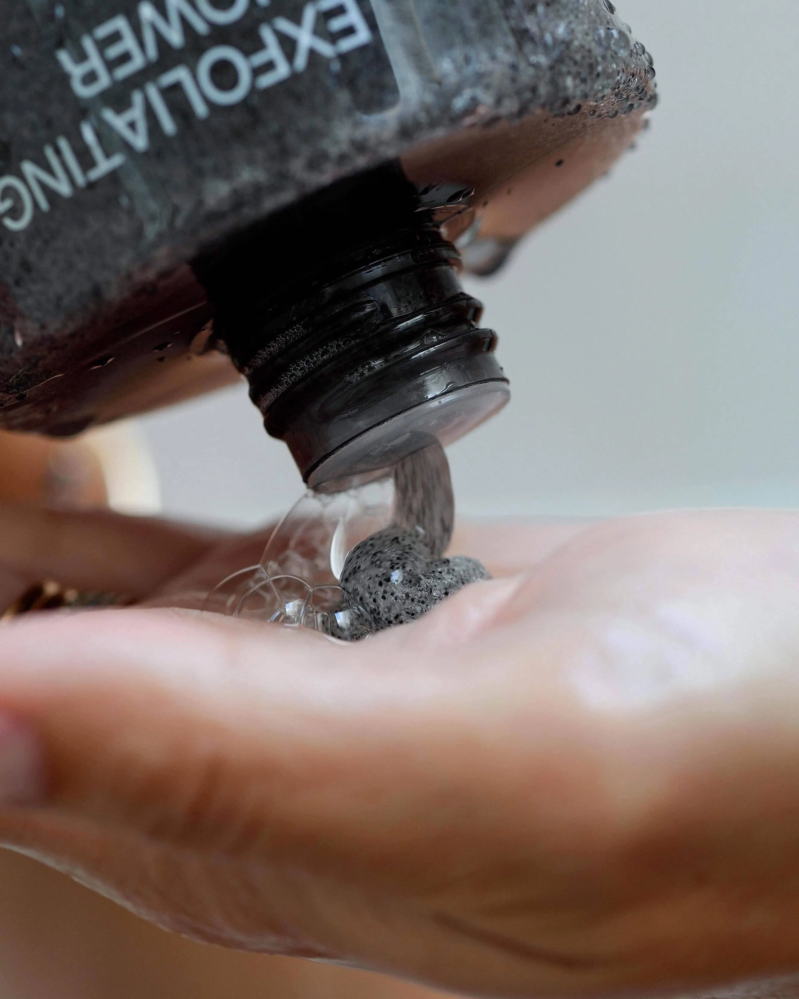 Exfoliating Shower Gel