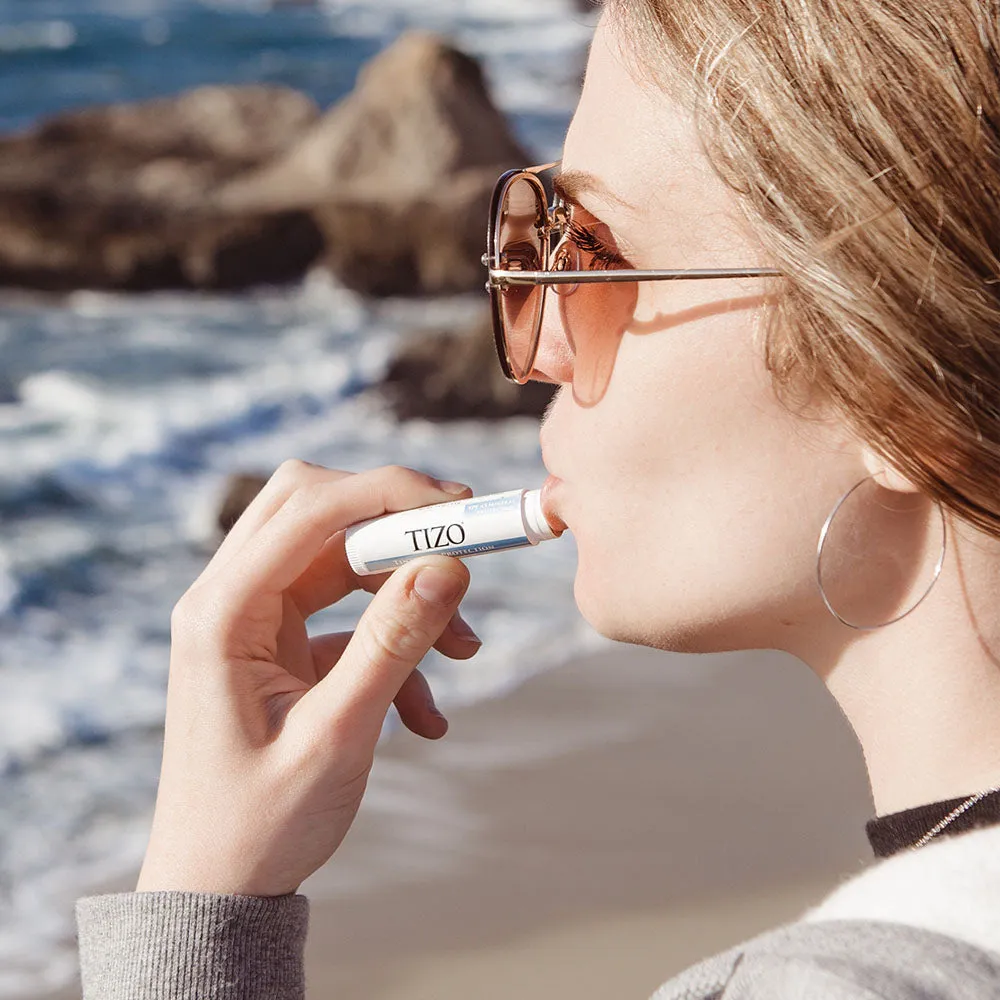 LIP PROTECTION tinted matte finish SPF 45
