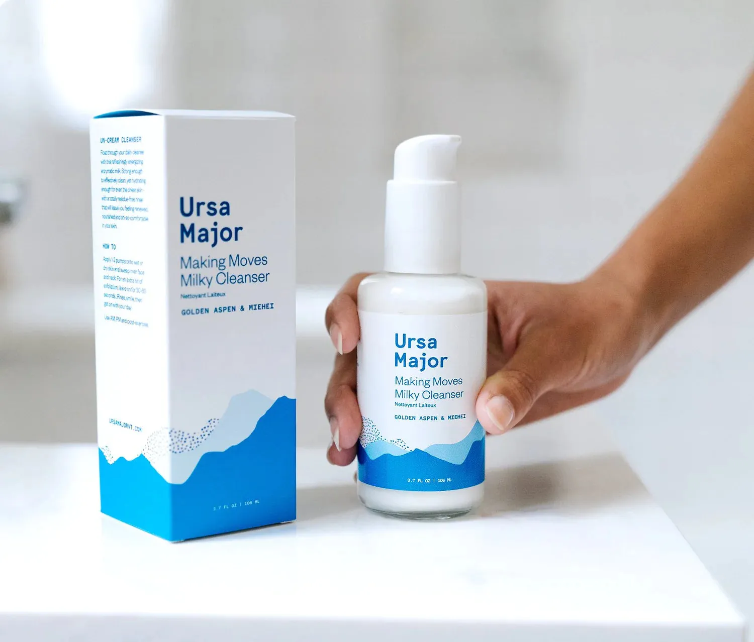 Making Moves Milky Cleanser