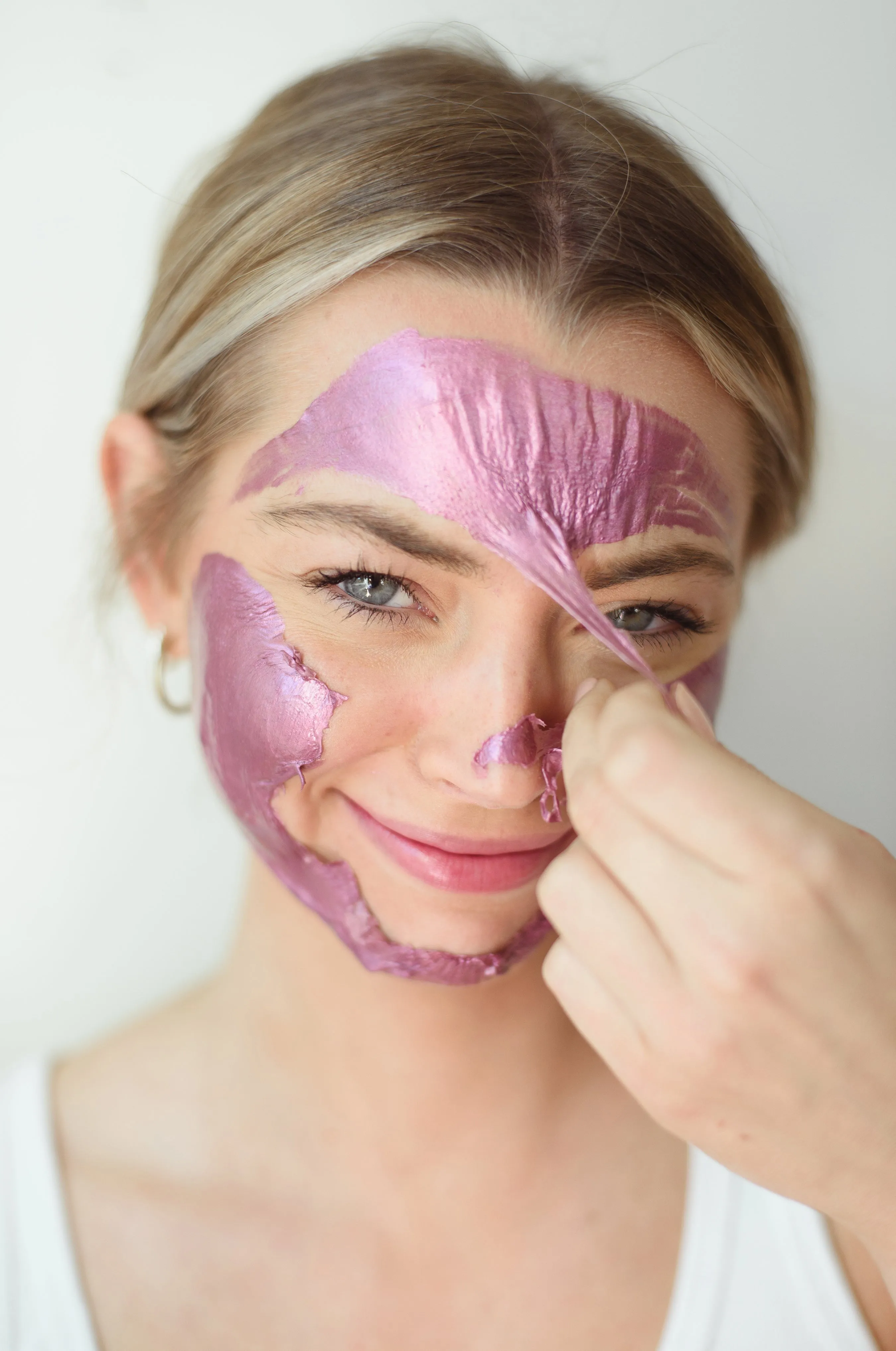 Mind Glowing Peel Off Mask