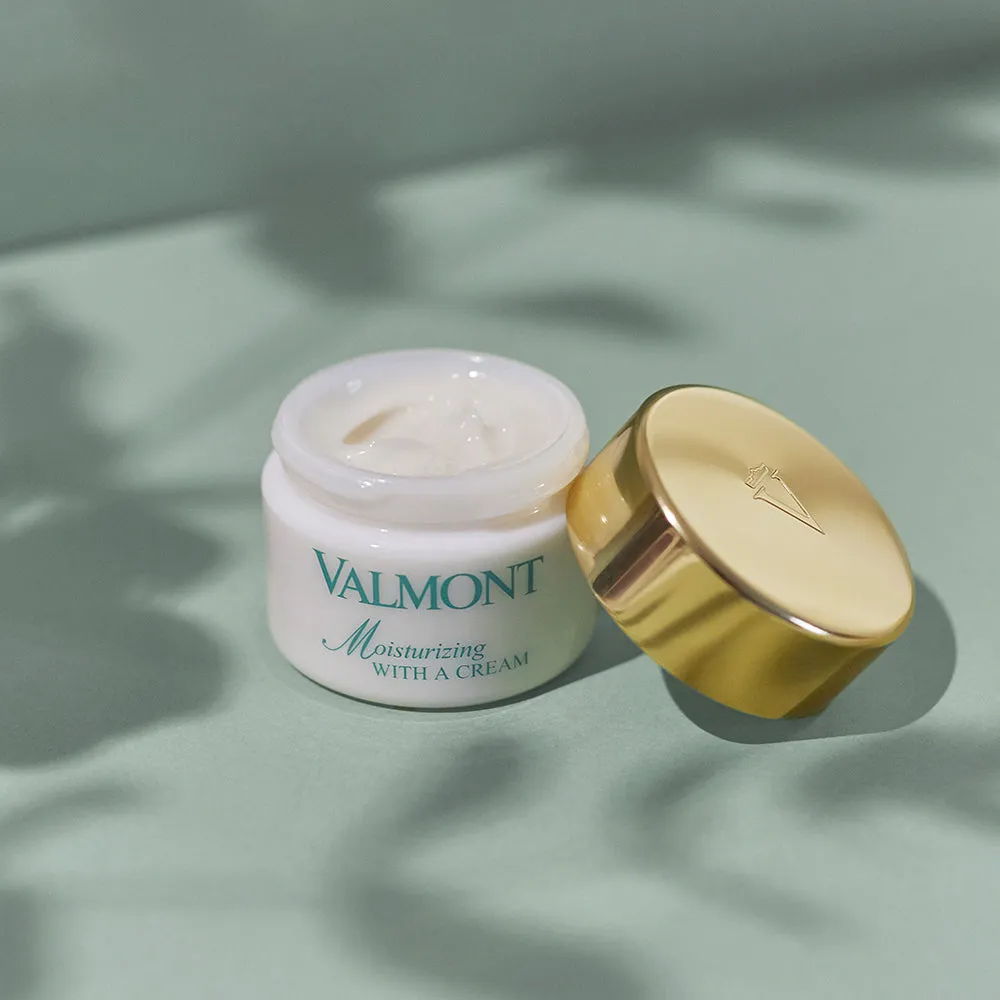 Moisturizing With A Cream 50ml