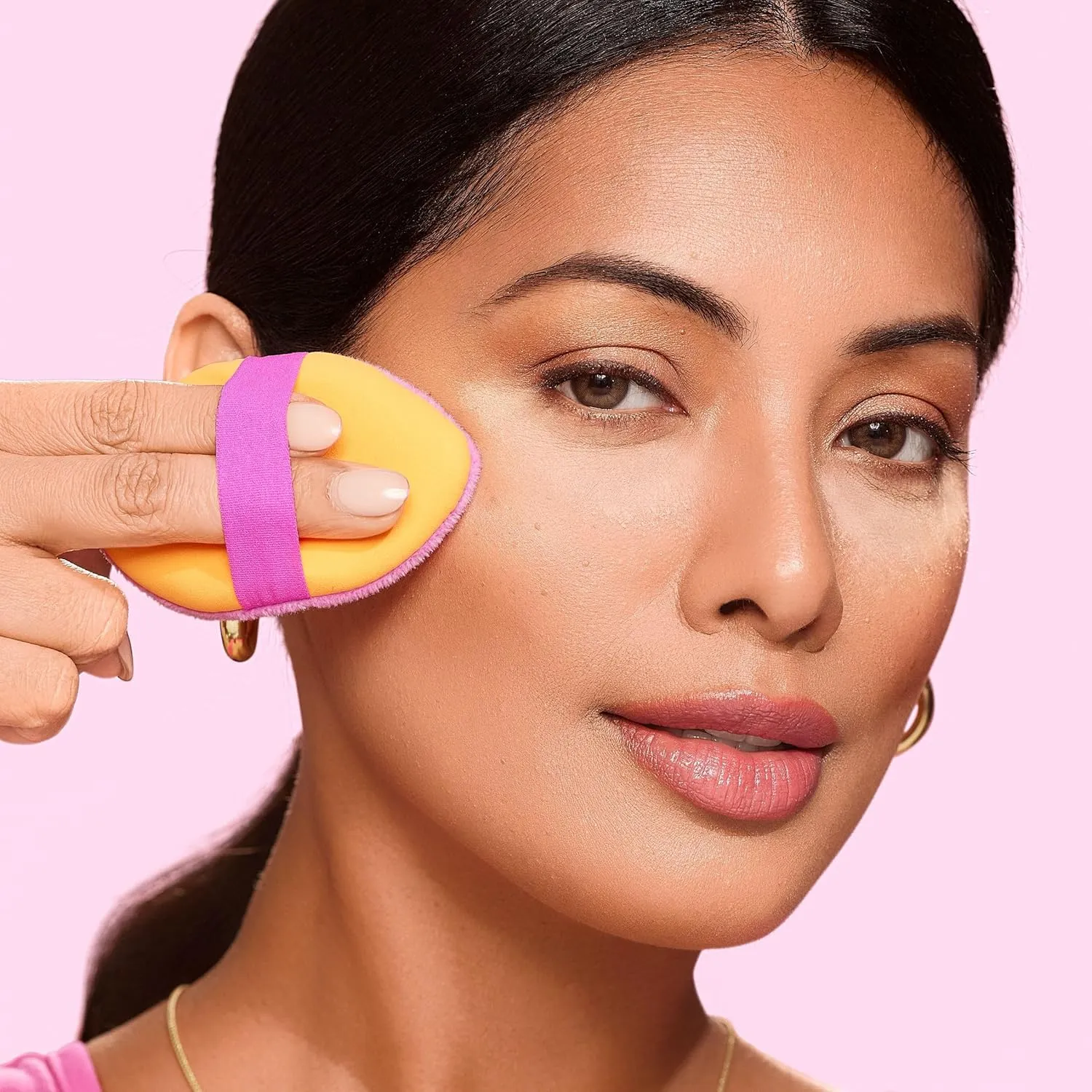 Real Techniques Miracle 2-In-1 Powder Puff 4 Pack, Dual-Sided, Full Size Makeup Blending Puff, Reversible Elastic Band, Makeup Sponge & Powder Puff, For Liquid, Cream & Powder Products, Cruelty-Free