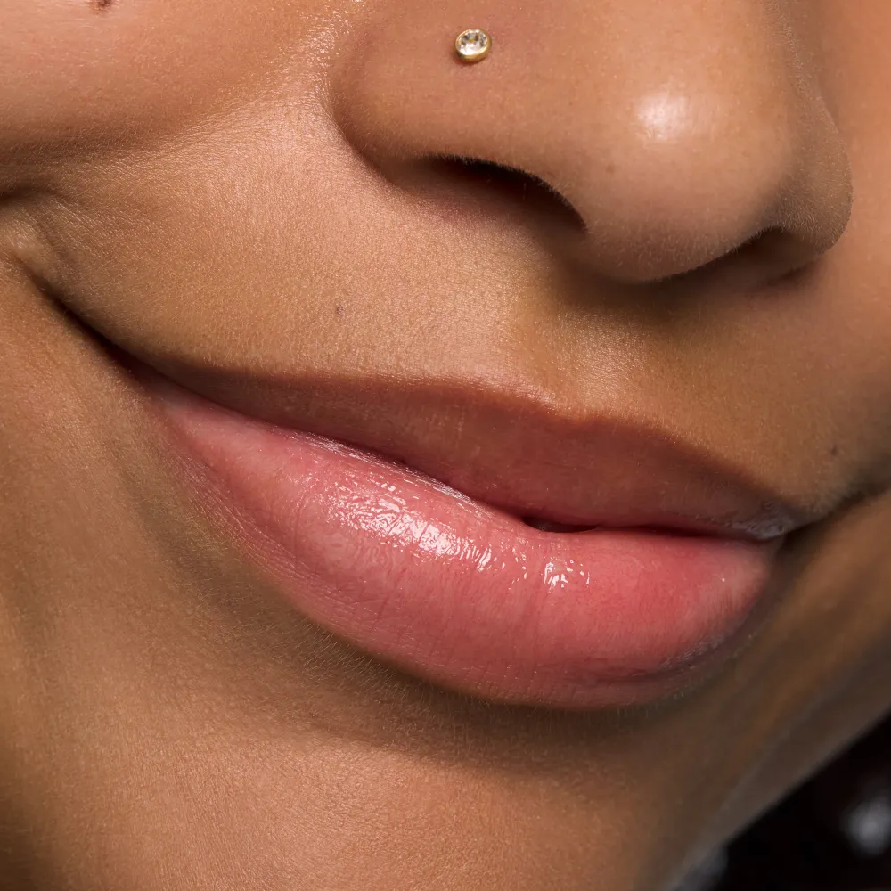 the super peptide glossy lip treatment