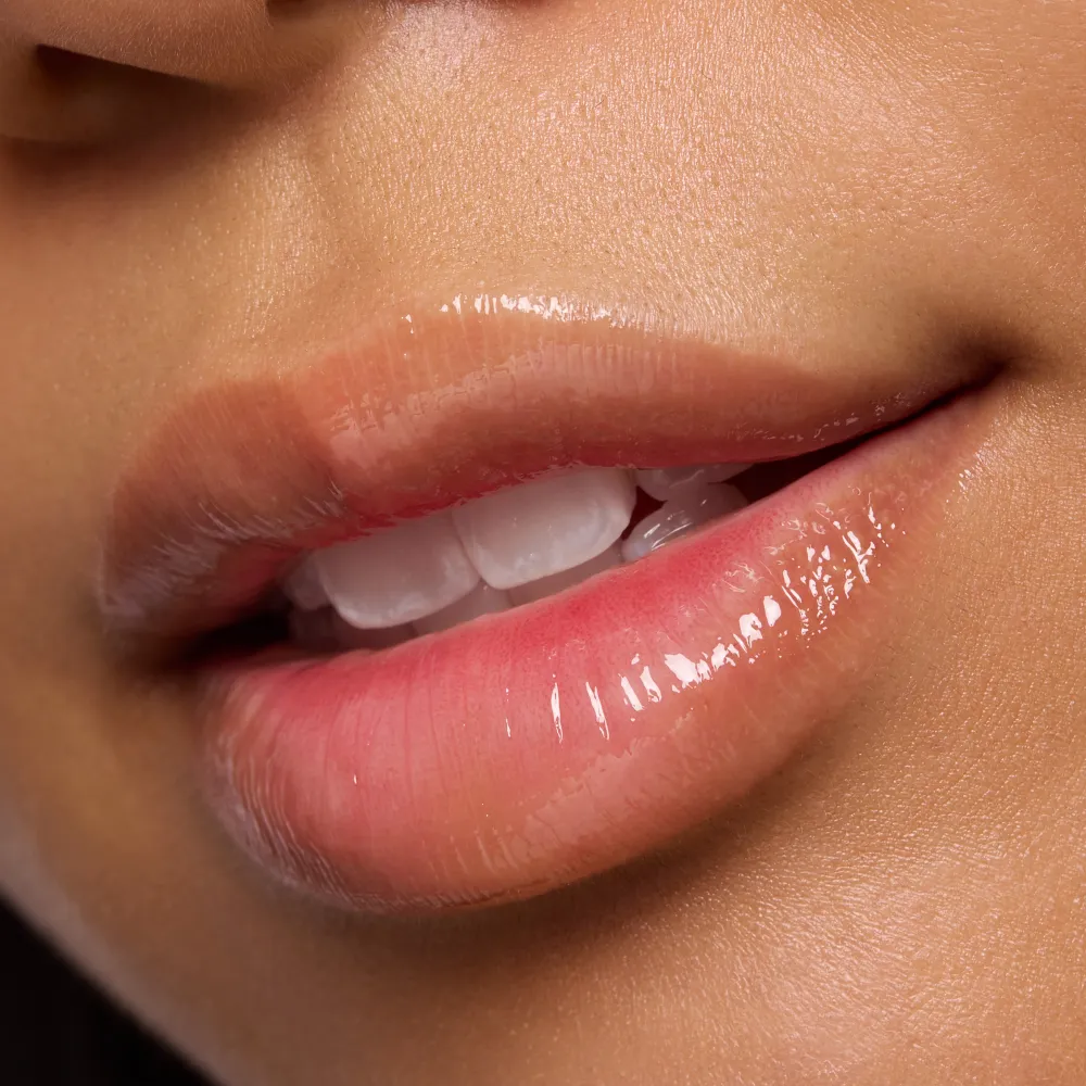 the super peptide glossy lip treatment