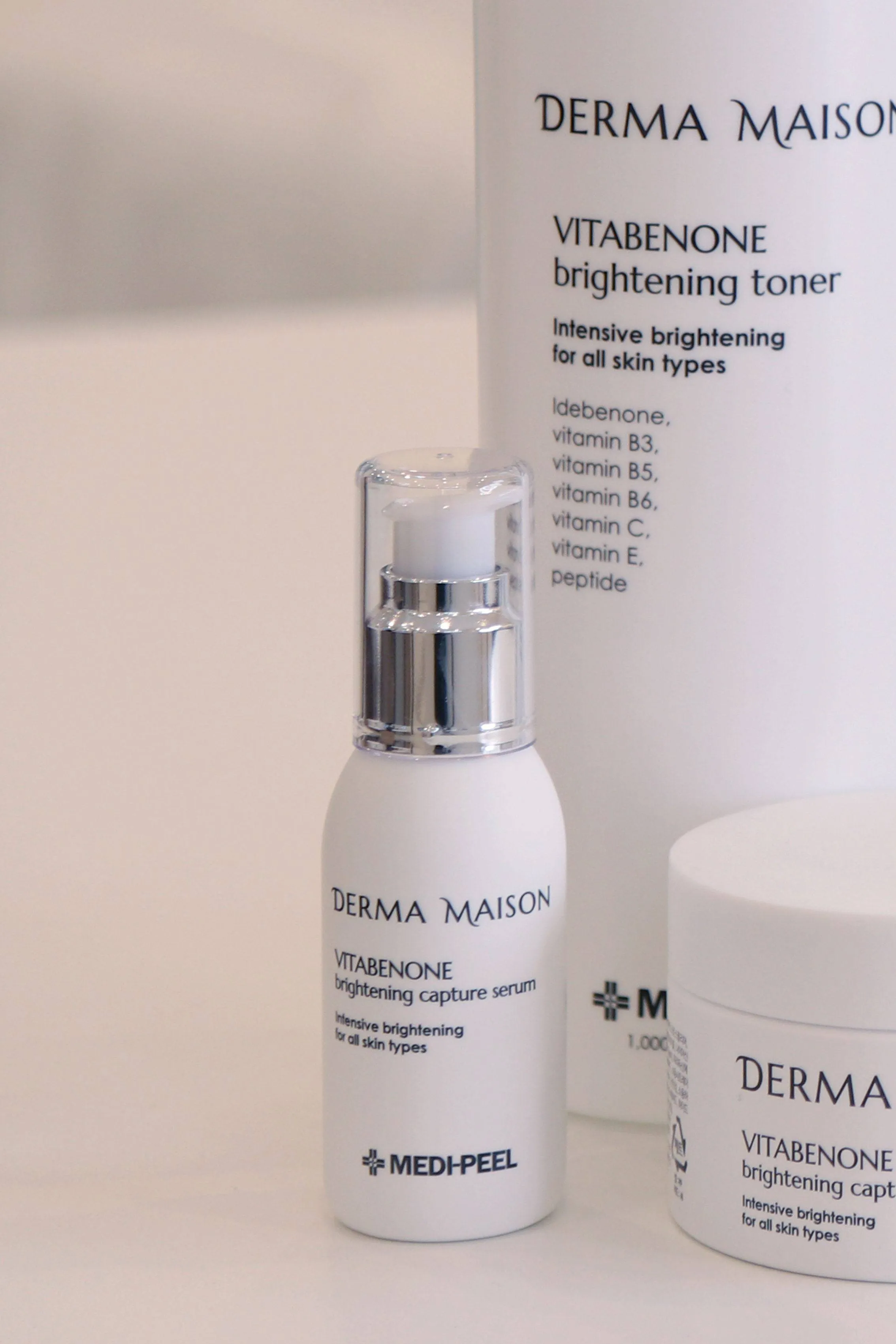 Vitabenone Brightening Capture Serum